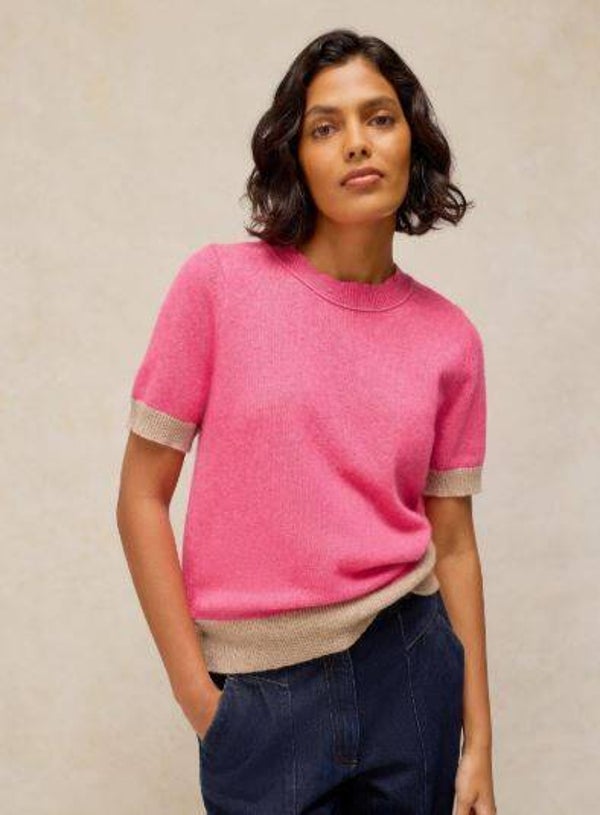 PULL MANCHES COURTES