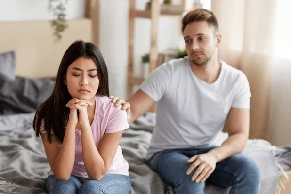 couple réuni après un retour affectif réussi