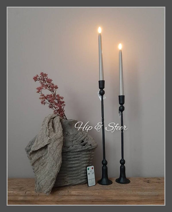 Zwart metalen kaarsenstandaard M