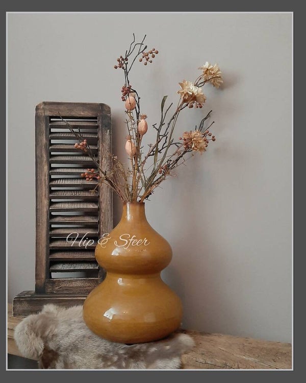 Metalen vaas "Mustard"