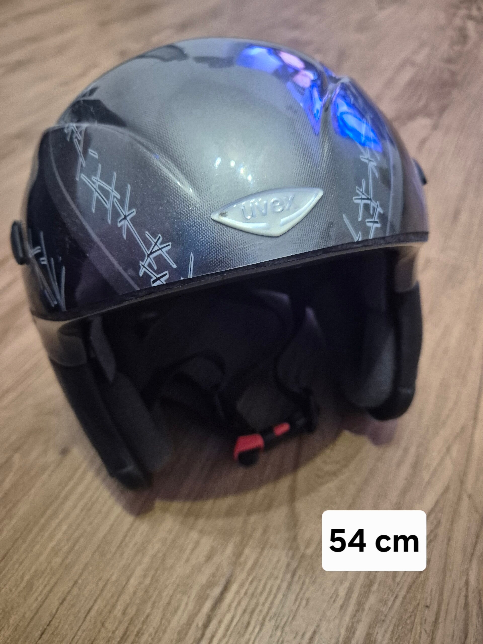 54/Skihelm