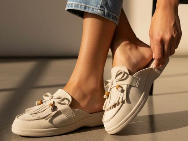 # 27 Hippe slippers