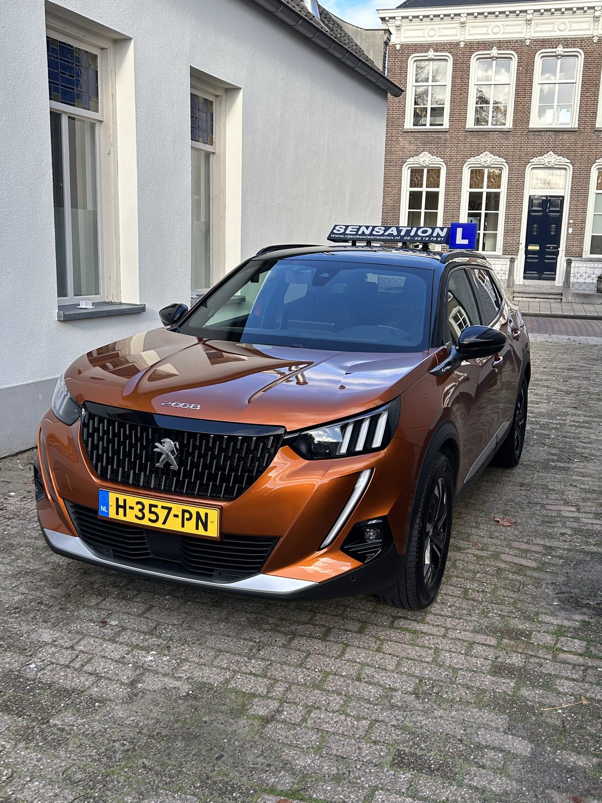 Auto- en Motorrijschool Sensation logo