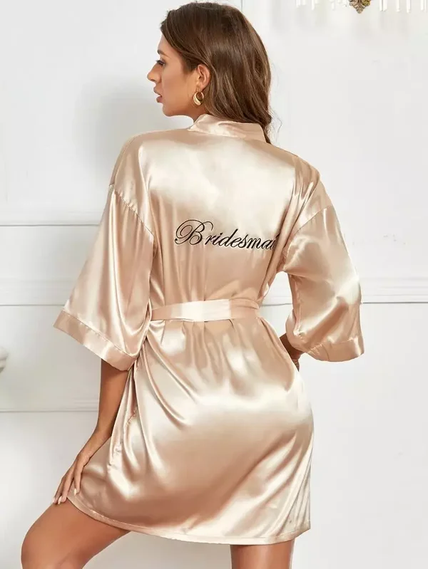 Peignoir À Broderie Ceinturé En Satin