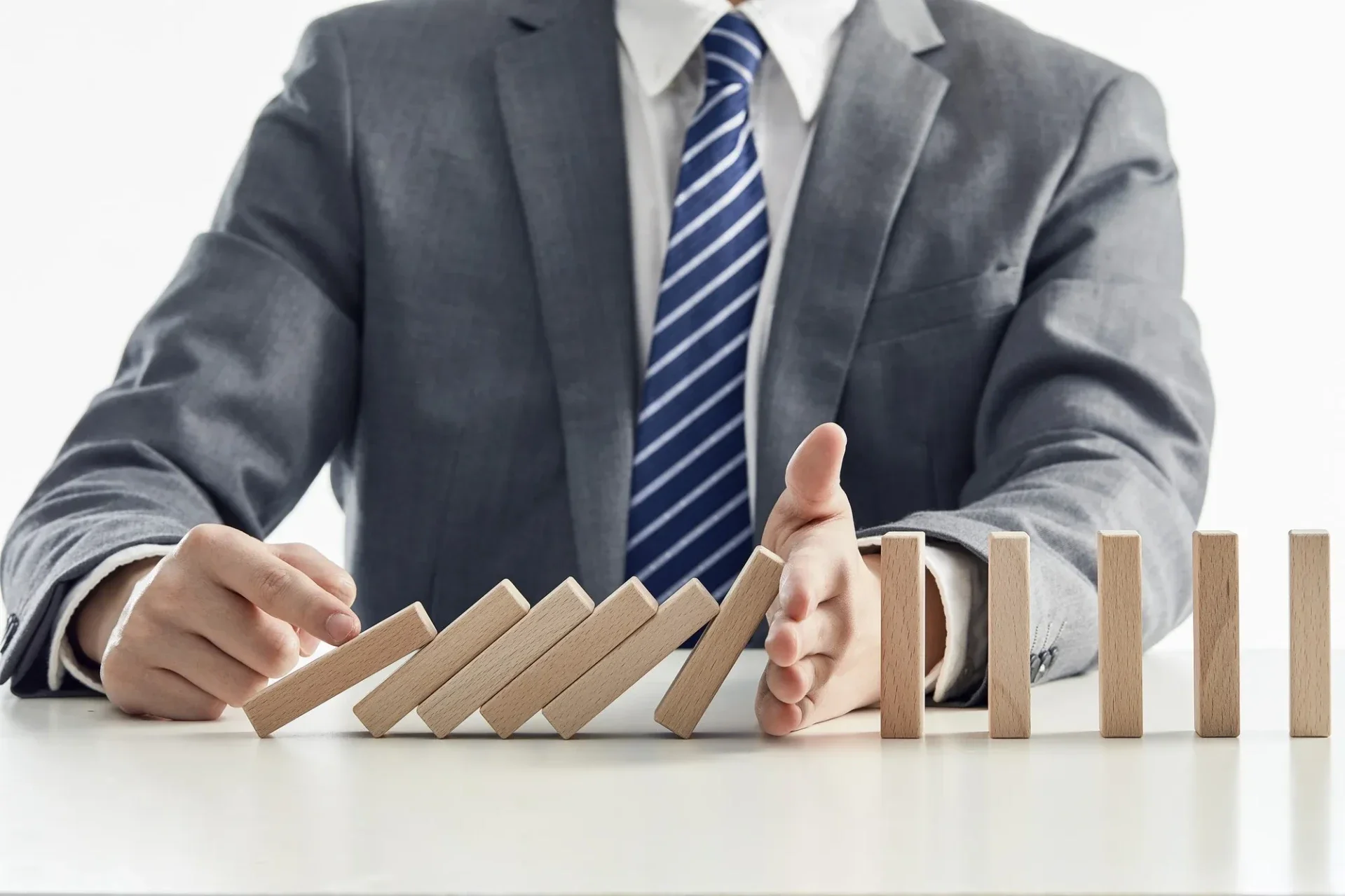 Food export risk management — trade professionals assessing international supply chain risks for food export operations