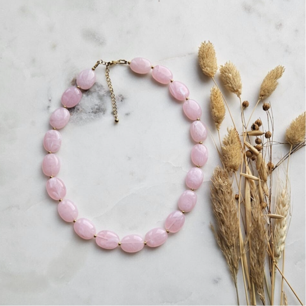 Kralen ketting - roze acryl kralen