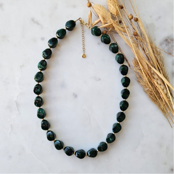 Kralen ketting - groene nugget kralen