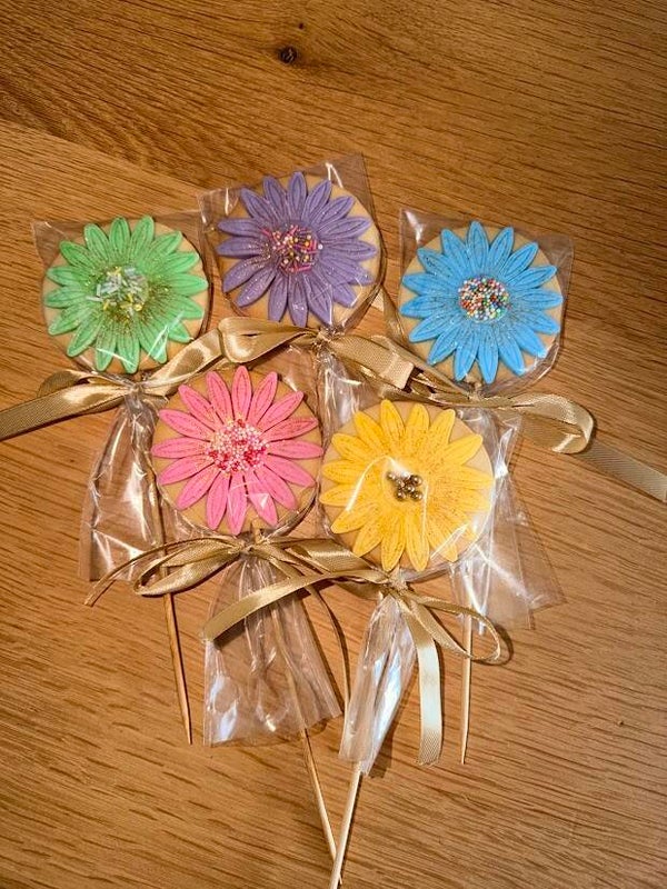 Bloemen koek op stokje