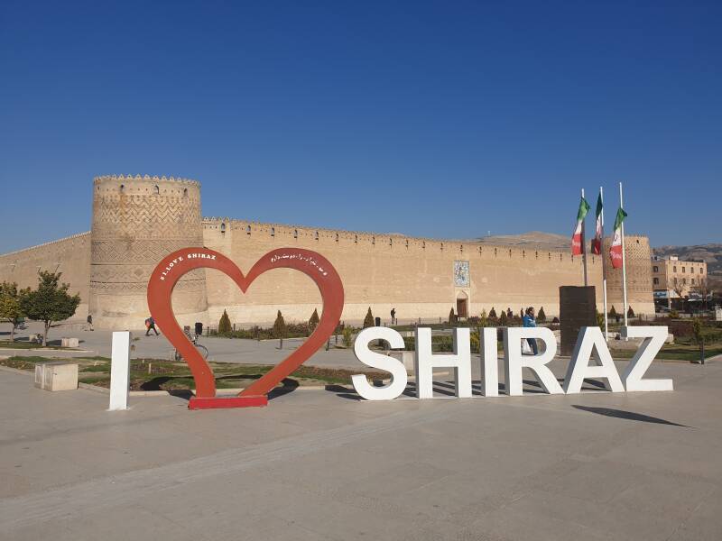 iran-shiraz-kikiaroundtheworld