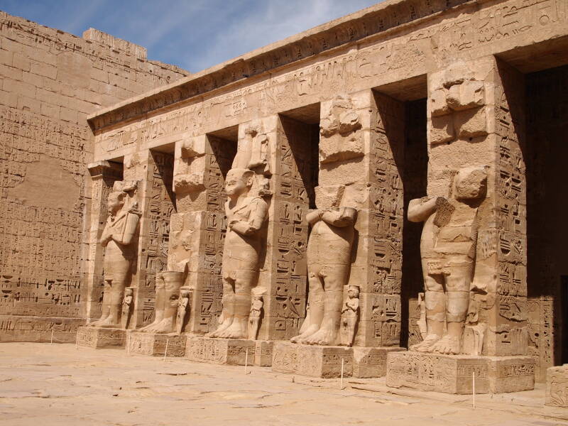 egypte-luxor-kikiaroundtheworld