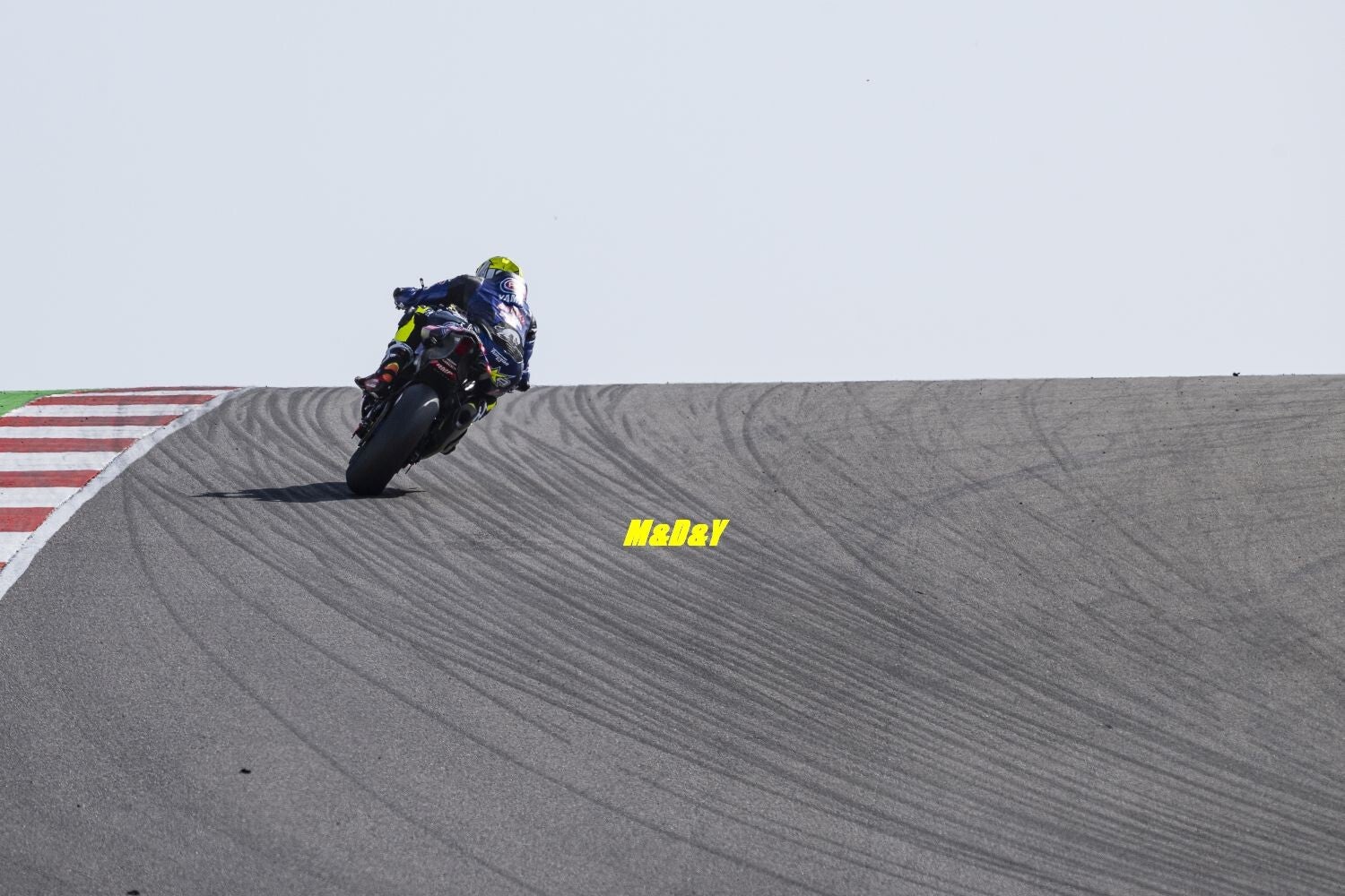 r09_portimao_worldsbk_2022_saturday_locatelli_gb9_2836.jpg