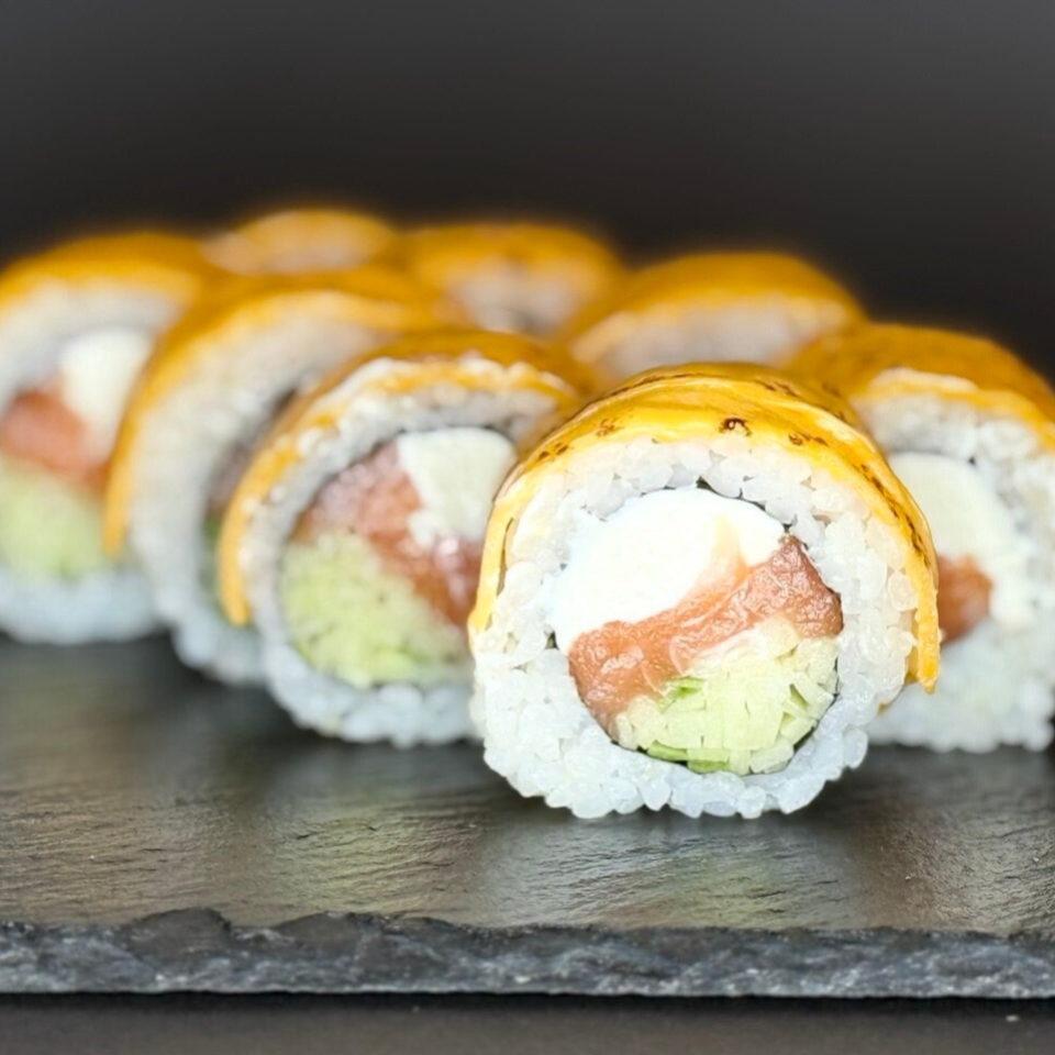 Roll-Cheddar łosoś