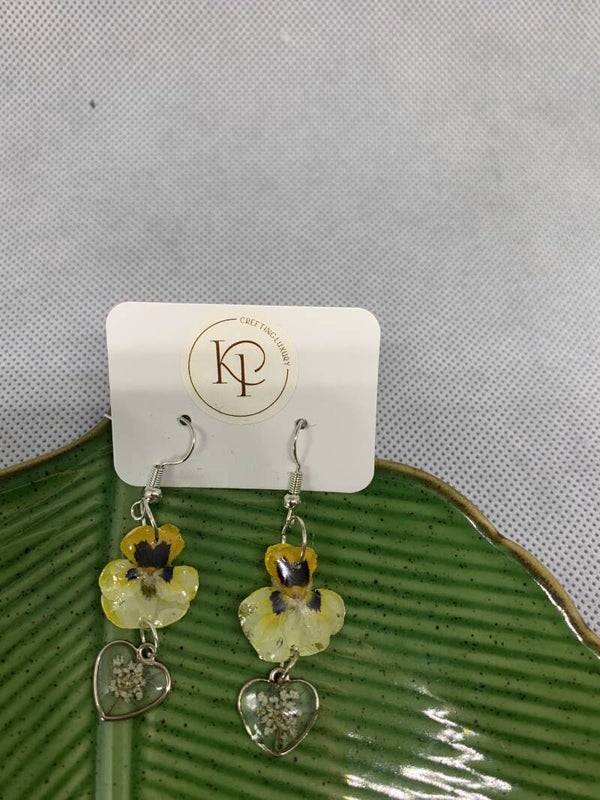 Real Pansy Viola Earring