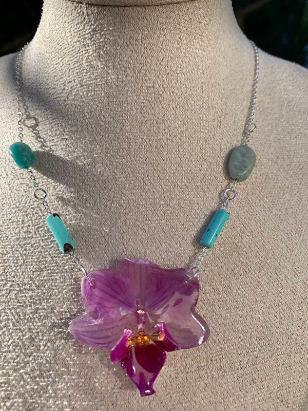 Real Orchid Necklace ( Purple)