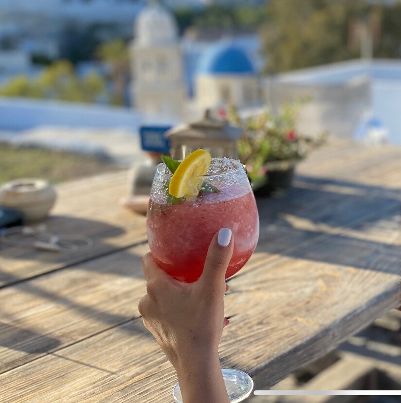 Beach Hopping: Black and Red Beach (4 Hours)