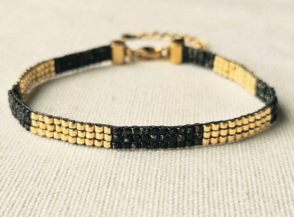 Beads by DEB handgemaakte weefarmband- miyuki delica zwart/goud