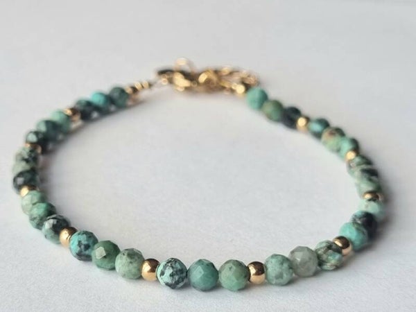 Beads by DEB handgemaakte armband gouden stainless steel, edelstenen- african turquoise