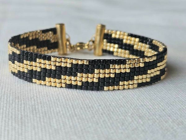 Beads by DEB handgemaakte weefarmband miyuki delica-zwart