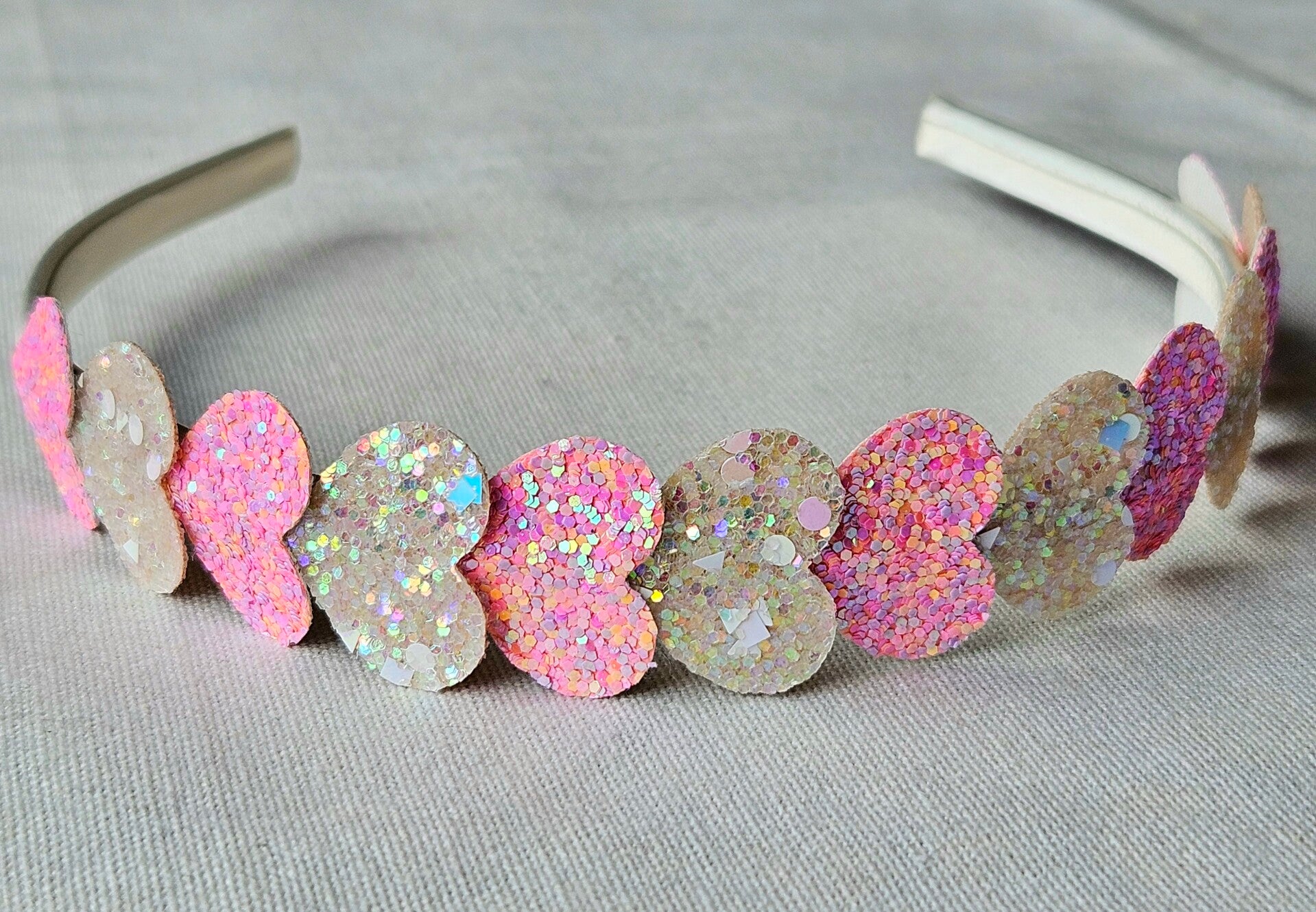 Beads by DEB handgemaakte haarbanden hartjes