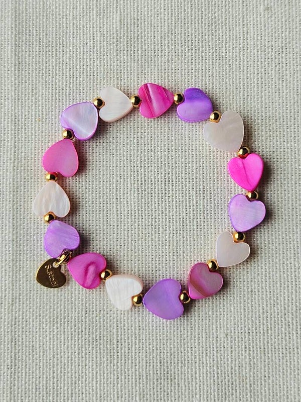 Beads by DEB handgemaakte elastische kinder armband shellbeads hartjes stainless steel