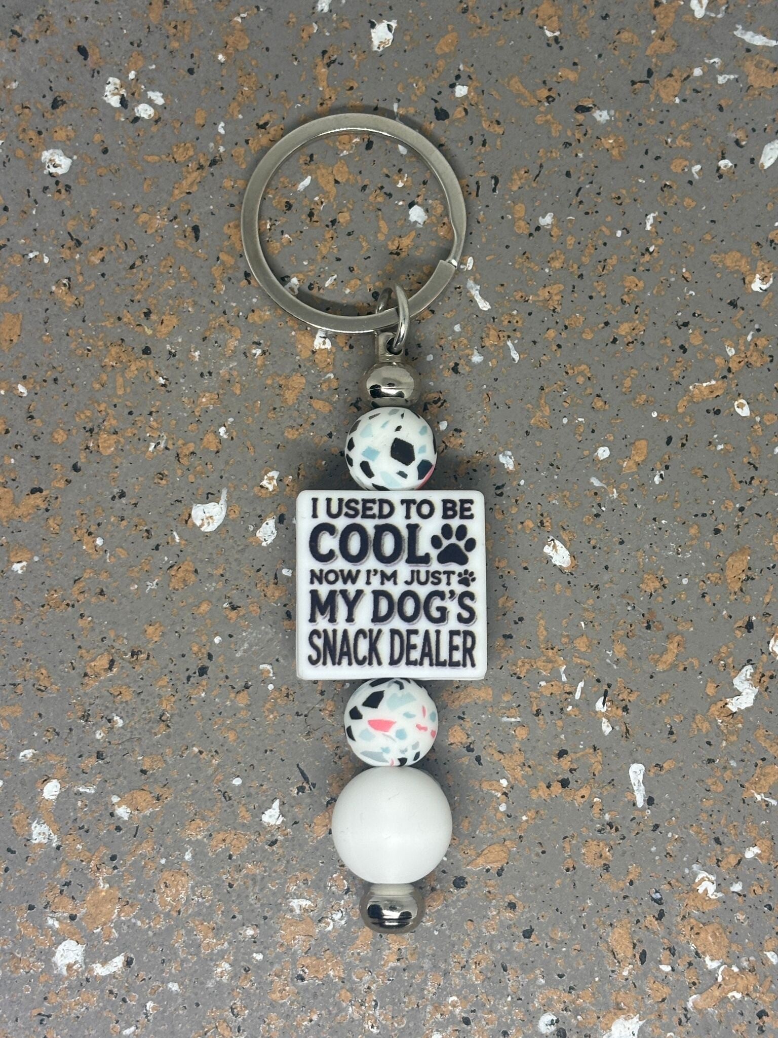 Keychain Snack Dealer White