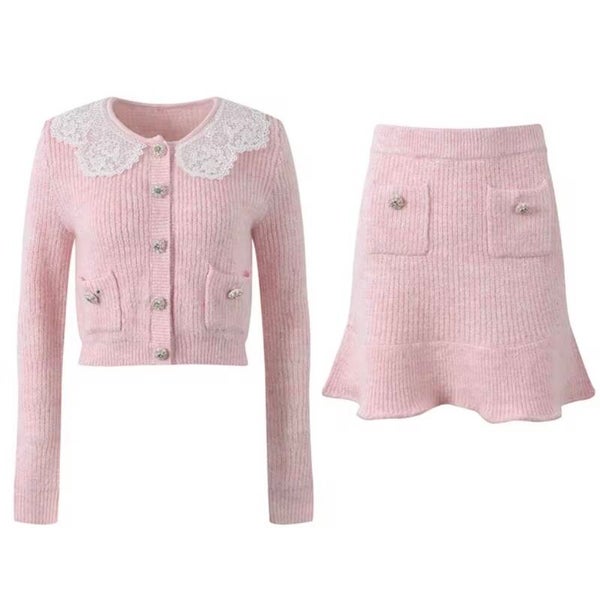 Woman knitted set