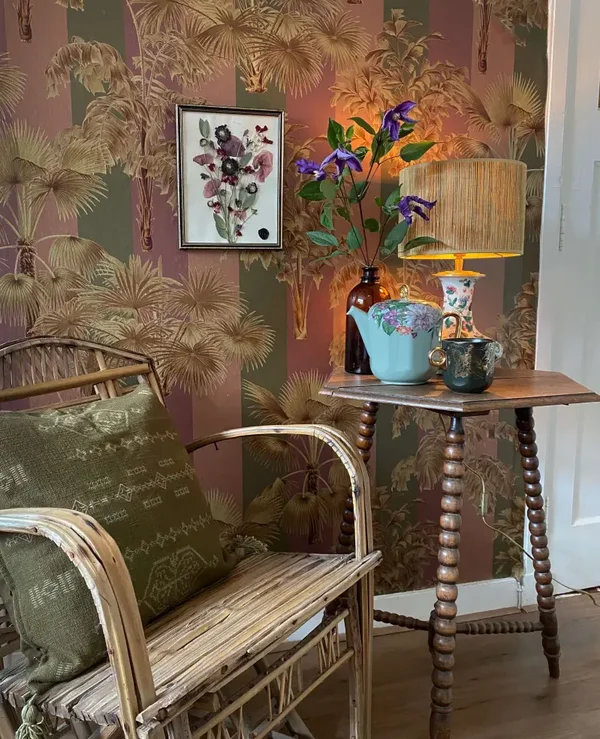 Creative Lab Golden Palms