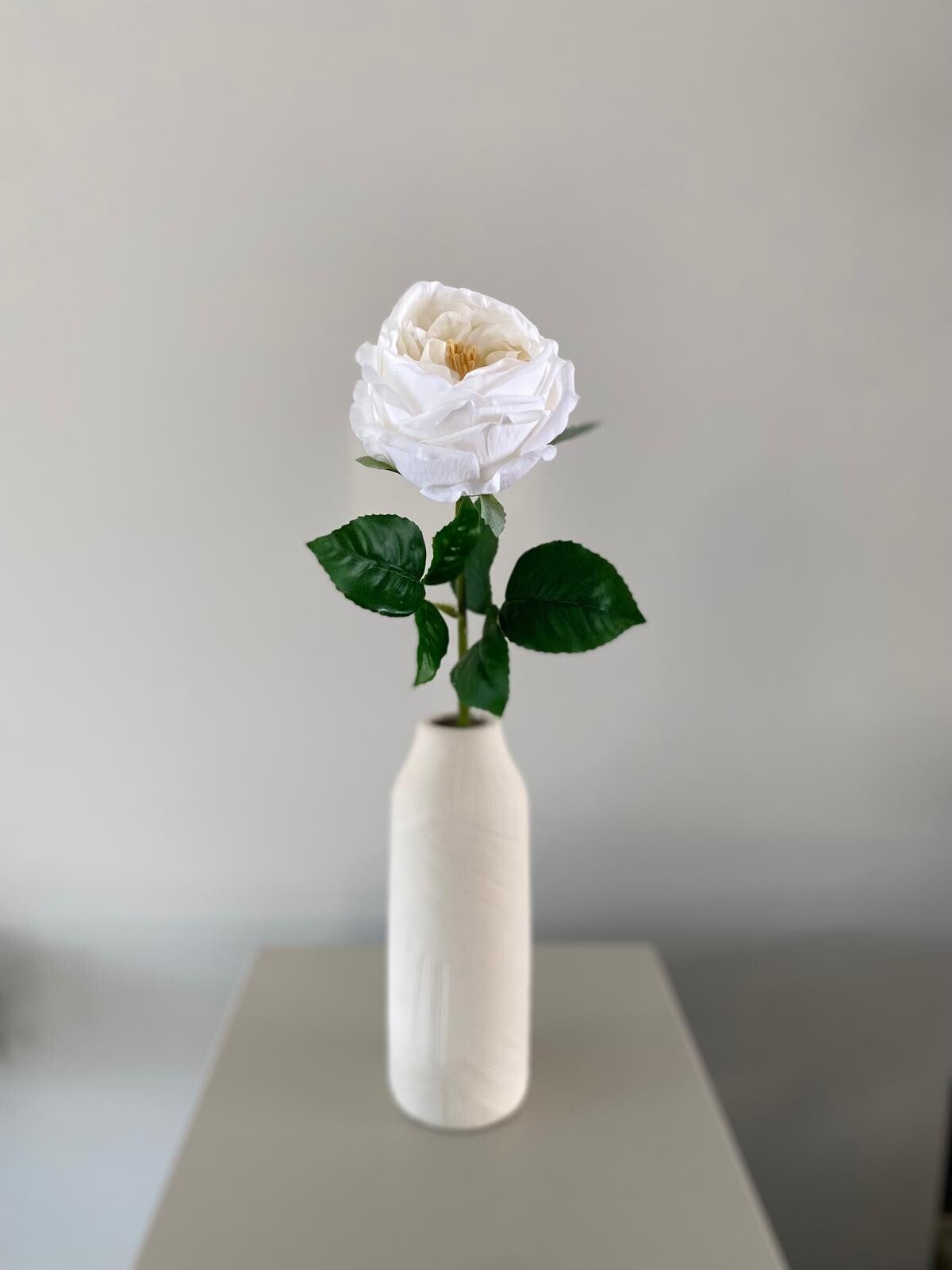 Real touch rose white