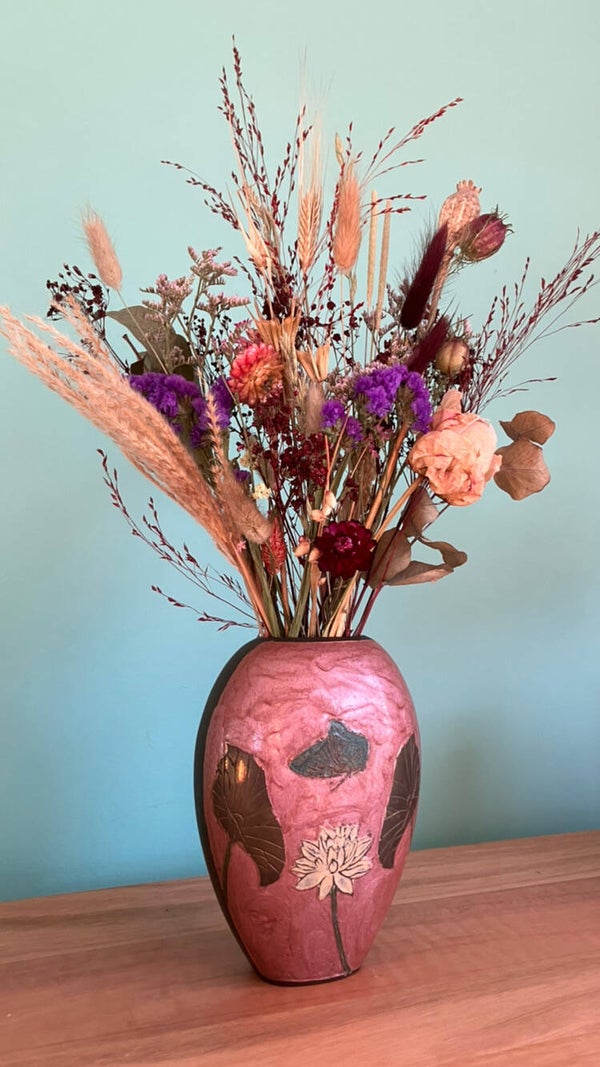 uniek vaasje met droogbloemen