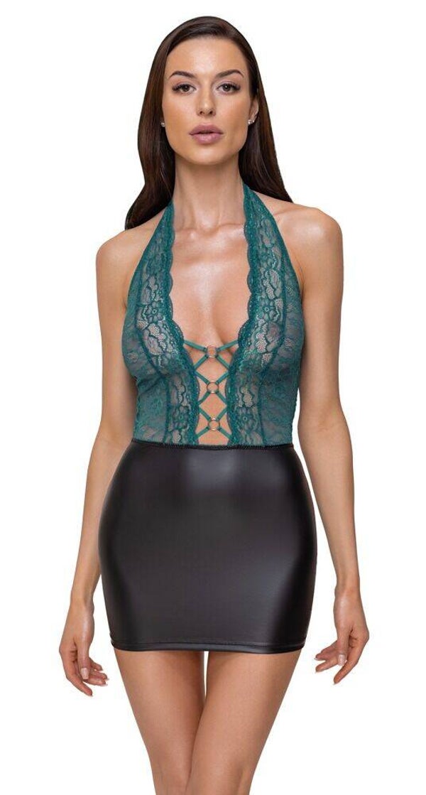Eng geschnittenes Kleid