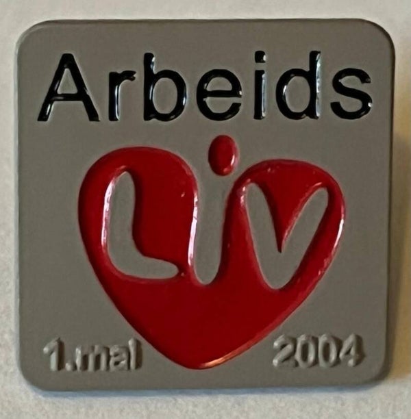 1 mai 2004 pin Arbeids liv