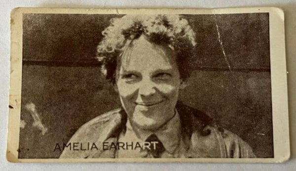 Amelia Earhart, USA flight pilot Tiedemanns tobacco collector card