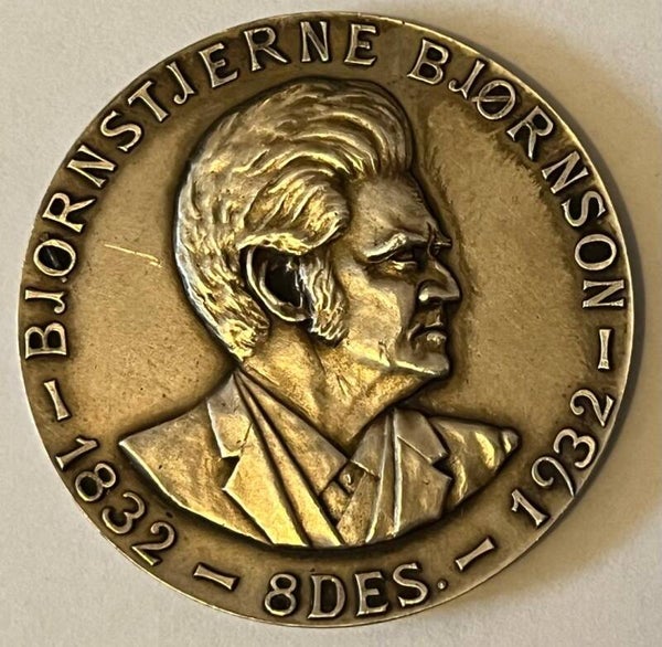 Bjørnstjerne Bjørnson 1832-1932. Type med dato er uvanlig. Sølv medalje
