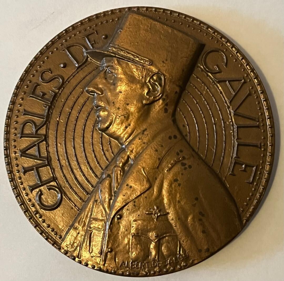 Charles de Gaulle, France Officer & politician medal
