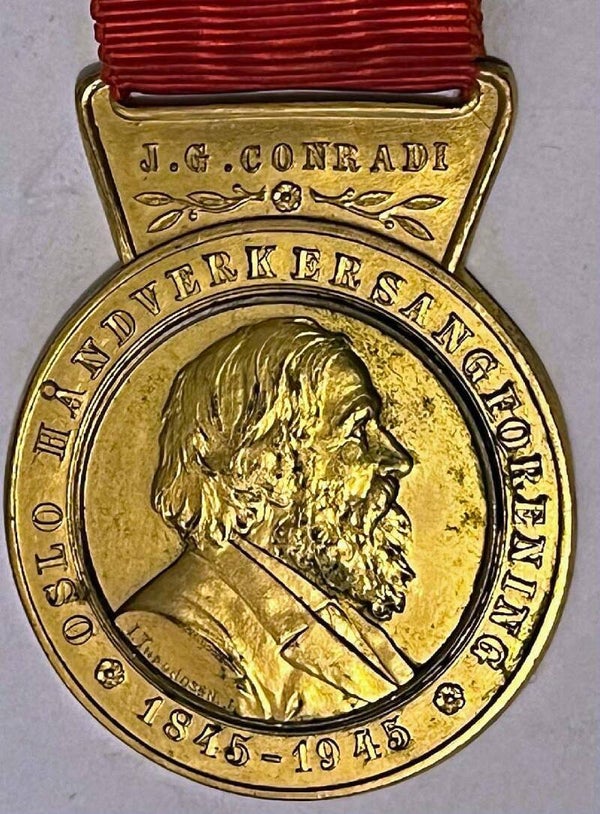 Oslo håndverkersangforening - J.G.Conradi 1845-1945. medalje