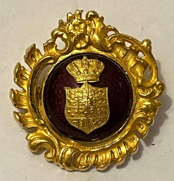 Danmarks ornamenterte våpenskjold coat of arms badge