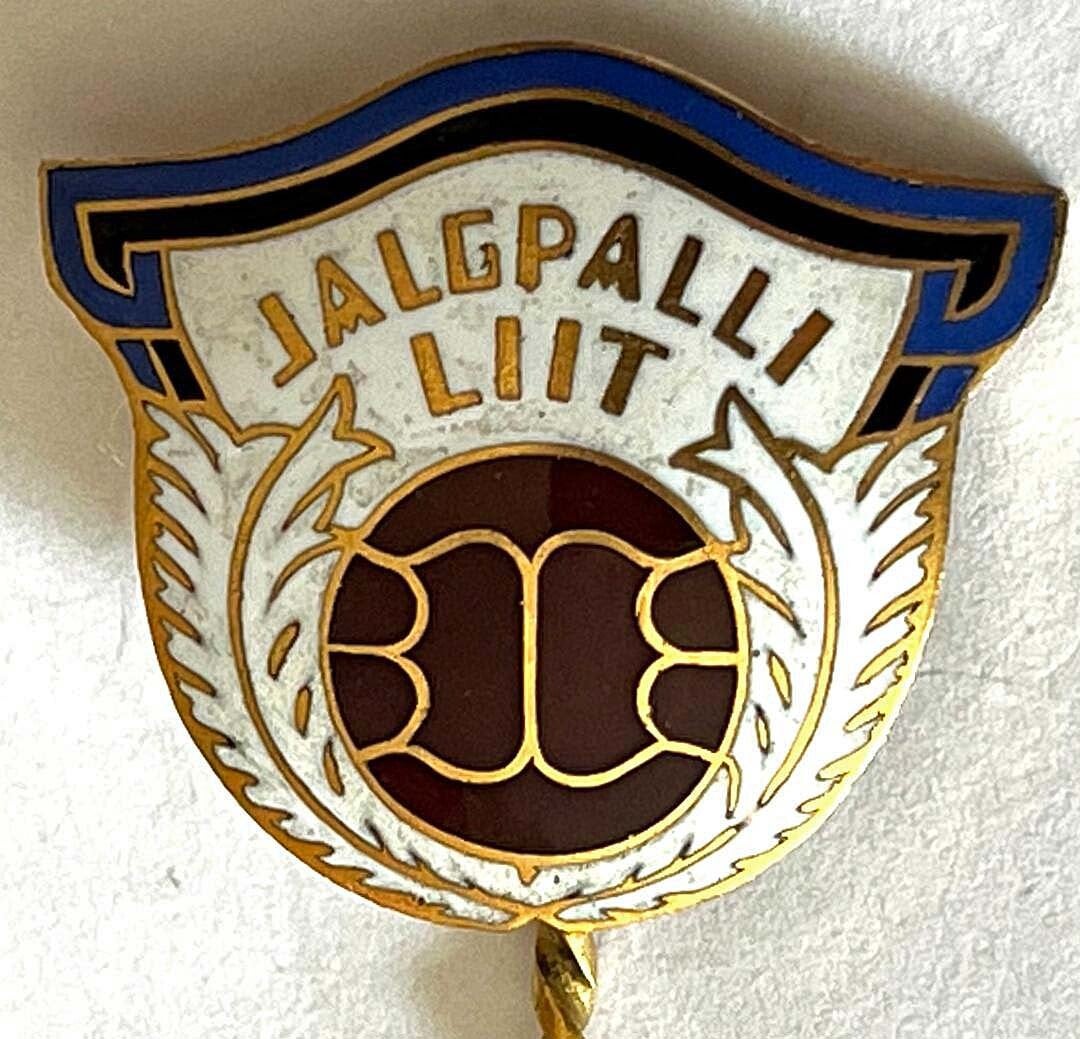Estonia Football federation - old badge pin Eesti Jalgpallli Liit