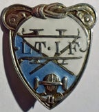 larvik-turn-og-idrettsforening-hederstegn-25x22mm-h-o-gundersen-a-standard.jpg