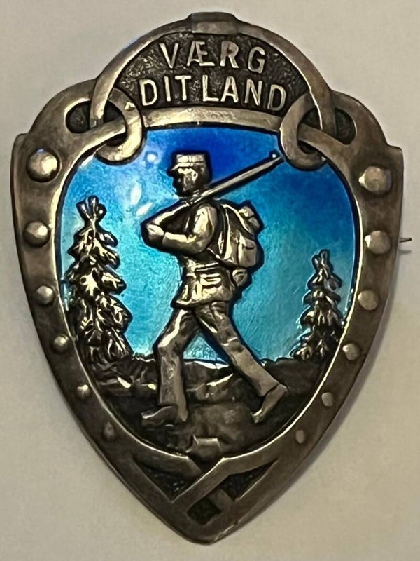 Det militære marsjmerket Stor type i sølv