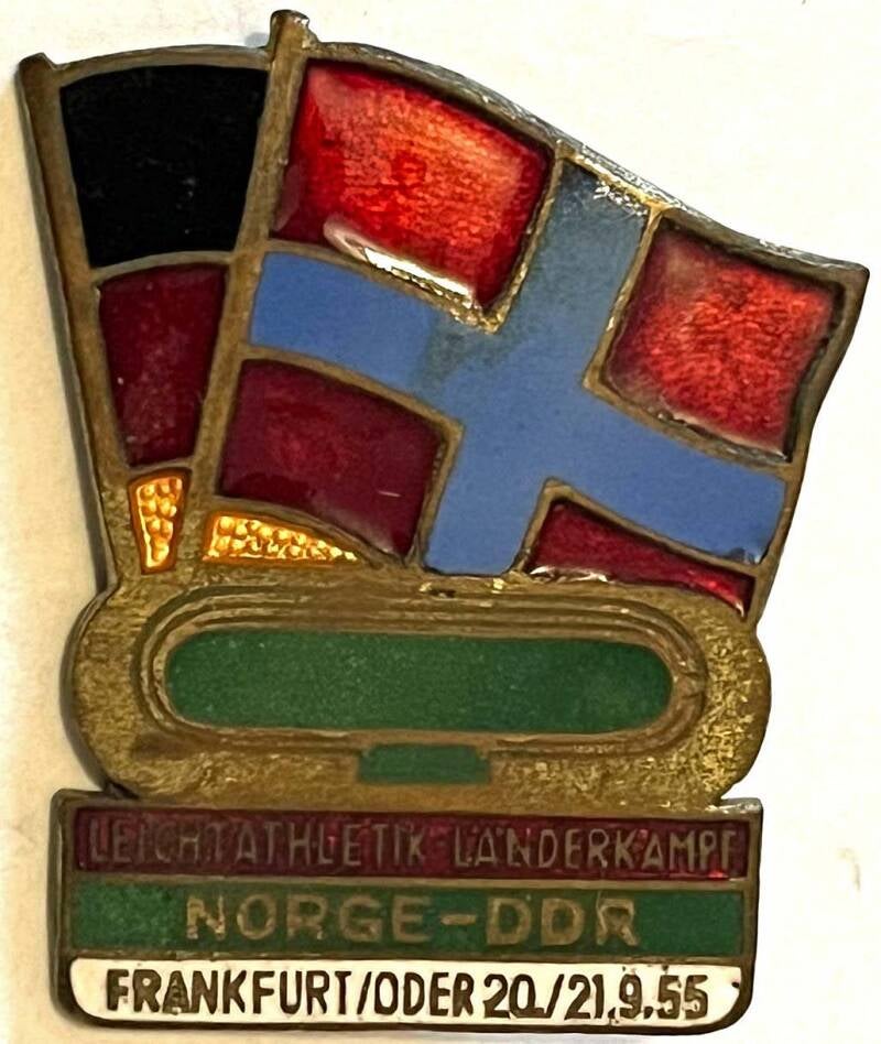 norges-friidrettsforbund-landskamp-ddr-norge-1955-a-standard.jpg