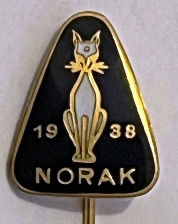 Norsk racekattklubb NORAK - eldre nål