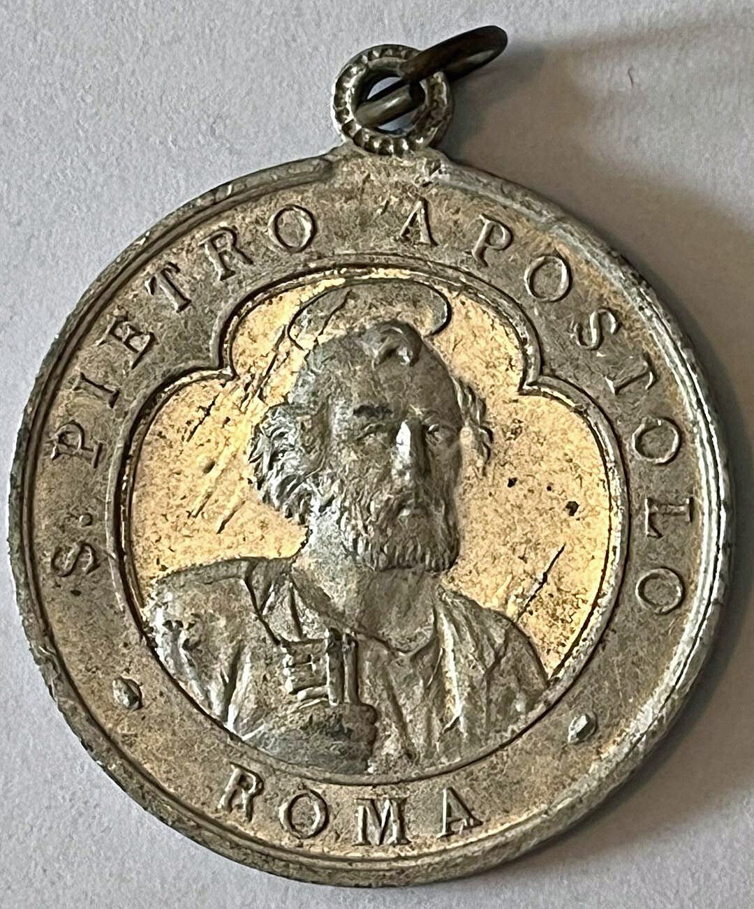 Roma, St. Pietro apostolo Christian Catholic medal