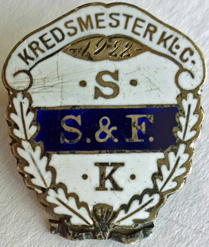 sandaker-ski-og-fotballklub-kredsmester-kl-c-1922-a-standard.jpg