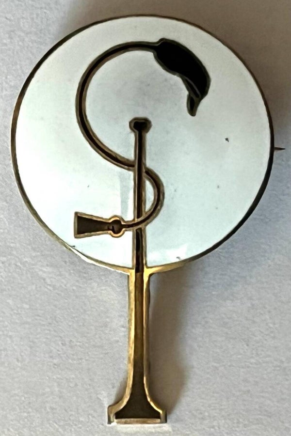 Studentenes musikkforening, nål i sølv og emalje