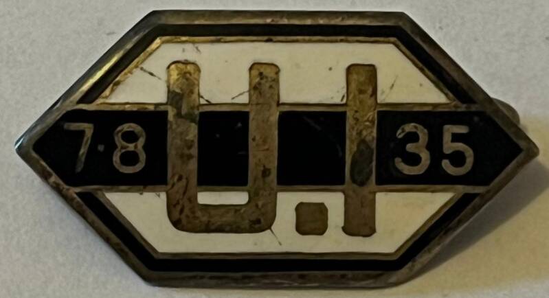 ui-1935-standard.jpg