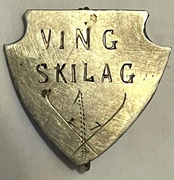 Ving skilag, Vingrom eldre gravert nål