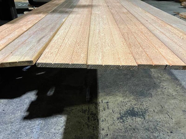 planken–vlonderplanken-schuttingplanken-Hardhout-Sucupira Amarela - 15x144mm