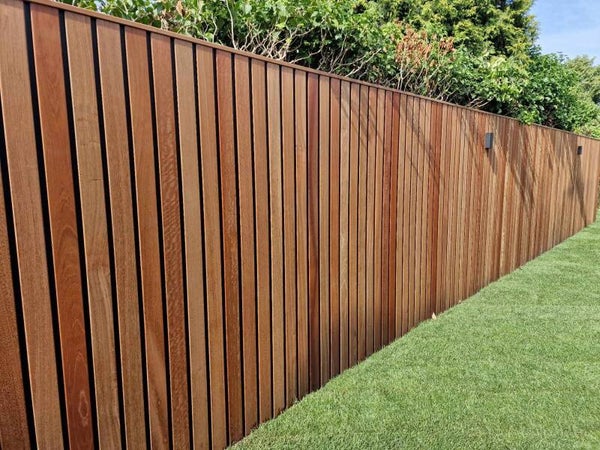 Jatoba Hardhouten Latten 25x65 mm | Premium Wand- & Gevelbekleding