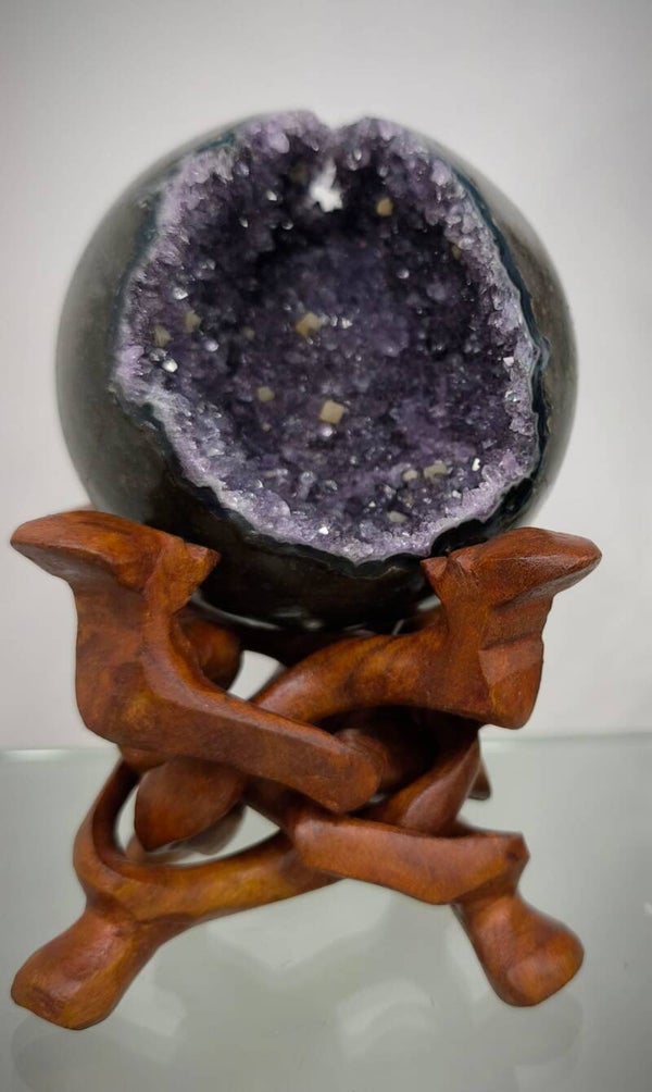 ESFERA AMATISTA CON PIE DE MADERA
