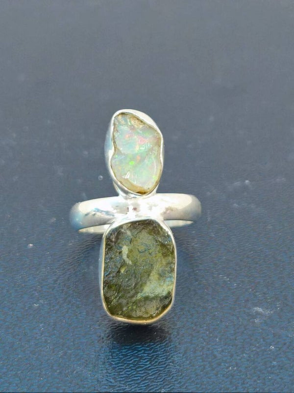 ANILLO OPALO Y MOLDAVITA